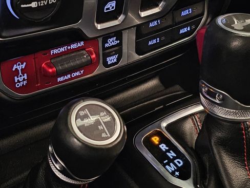 Used 2022 Jeep Wrangler Rubicon w/ LED Lighting Group image 33