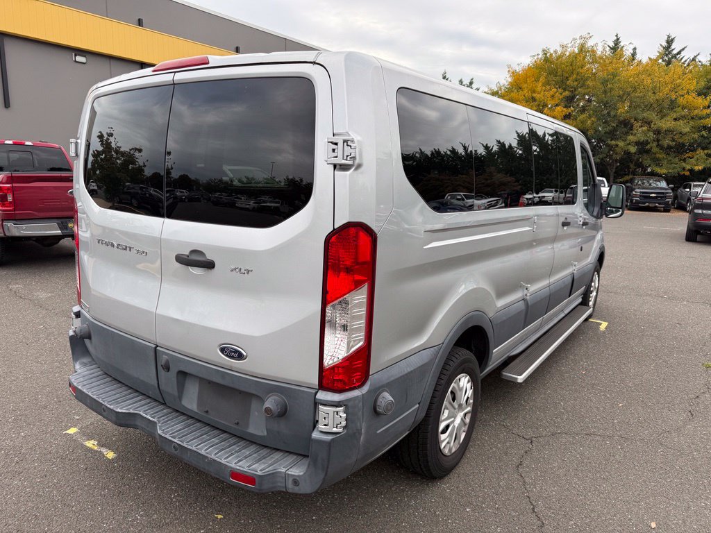 Used 2015 Ford Transit 350 XLT RWD image 7