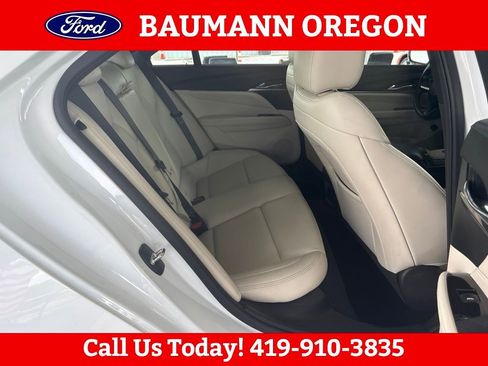 Used 2023 Cadillac CT4 Luxury w/ Cold Weather Package AWD/4WD image 18