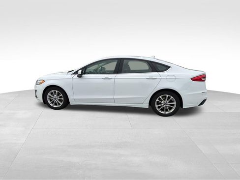 Used 2020 Ford Fusion SE FWD image 7
