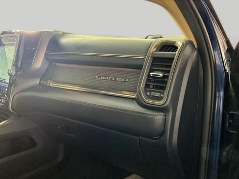 Used 2021 RAM 2500 Limited AWD/4WD image 17
