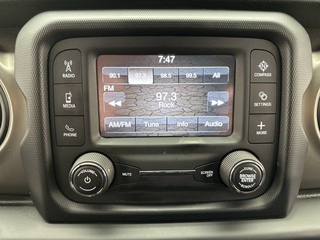 Used 2018 Jeep Wrangler Sport AWD/4WD image 16
