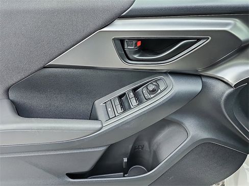Certified 2025 Subaru Impreza 2.0i image 12