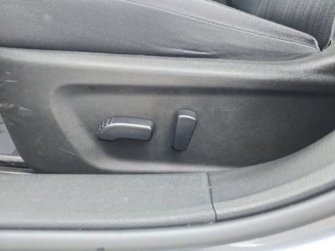 Used 2024 Nissan Altima 2.5 SV FWD image 16