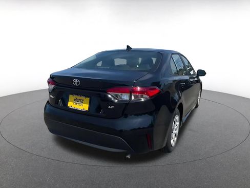 Used 2025 Toyota Corolla LE FWD image 14