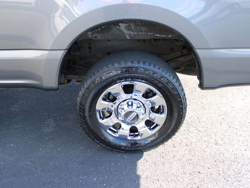 Used 2023 Ford F350 Lariat w/ Chrome Package image 6