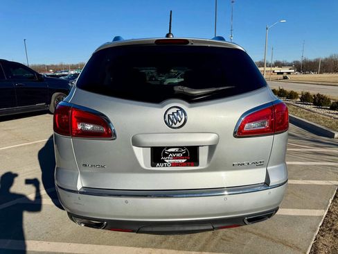 Used 2017 Buick Enclave Leather image 7