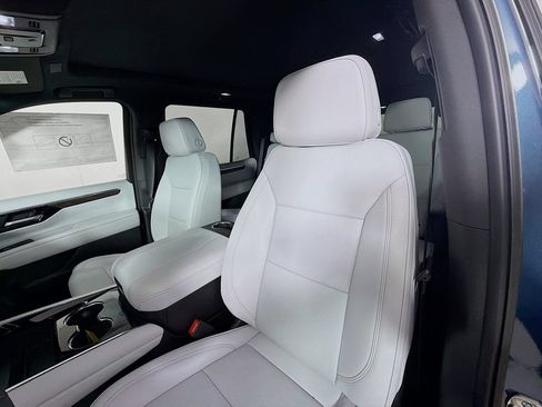 New 2026 Chevrolet Tahoe Premier AWD/4WD image 11