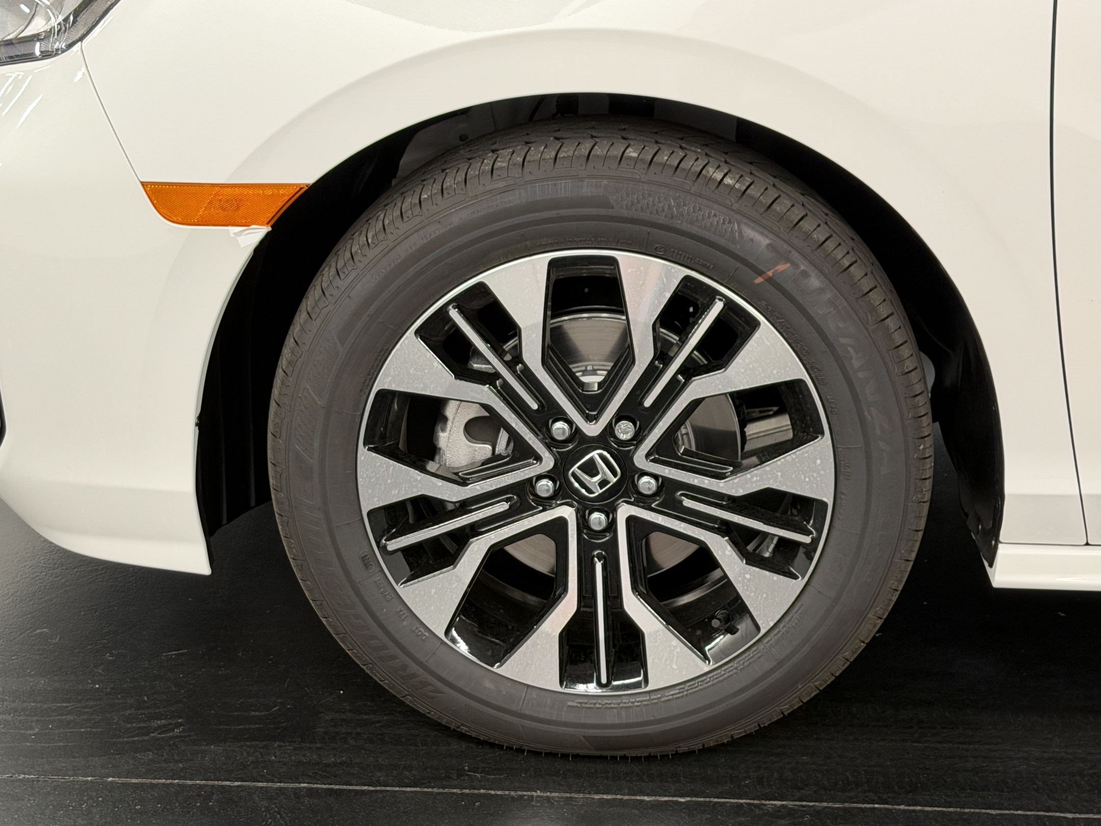 New 2027 Honda Odyssey Elite image 13