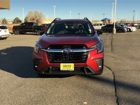 Used 2024 Subaru Ascent Limited w/ Technology Package image 3