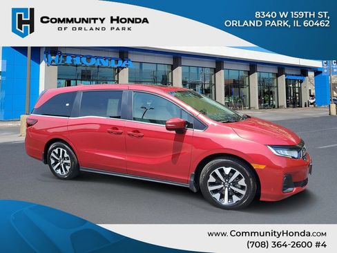 Certified 2025 Honda Odyssey EX-L image 1