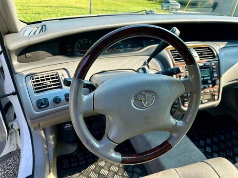 Used 2003 Toyota Avalon XL image 12