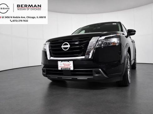 Certified 2024 Nissan Pathfinder SV w/ SV Premium Package AWD/4WD image 1