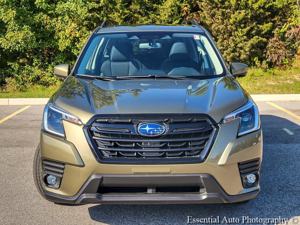 Used 2024 Subaru Forester Premium AWD/4WD image 4