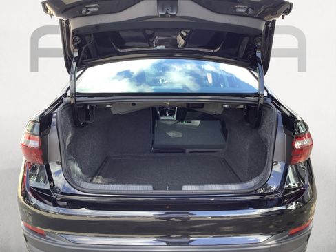 New 2026 Volkswagen Jetta SE FWD image 10