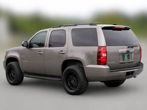 Used 2011 Chevrolet Tahoe LT AWD/4WD image 5