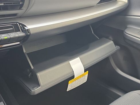 New 2026 Toyota Prius LE image 30