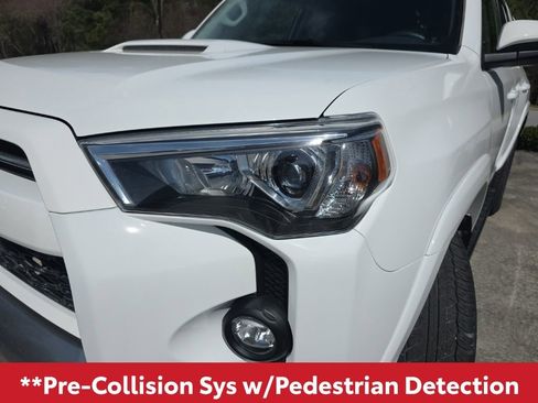 Used 2023 Toyota 4Runner TRD Off-Road image 13