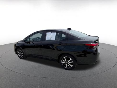 Used 2025 Nissan Versa SV FWD image 9