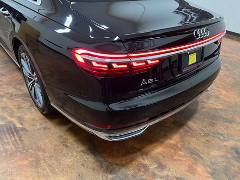 Used 2019 Audi A8 L 4.0T image 44