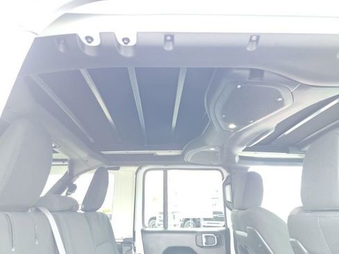 Used 2025 Jeep Wrangler Unlimited Rubicon 4xe w/ Convenience Group image 47