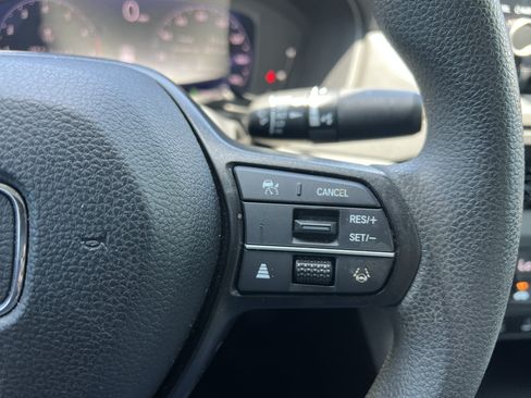 Used 2023 Honda Accord LX image 25