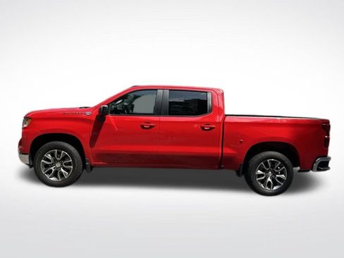 Used 2024 Chevrolet Silverado 1500 LT AWD/4WD image 2