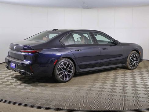 Used 2023 BMW 760i xDrive w/ Executive Package AWD/4WD image 14