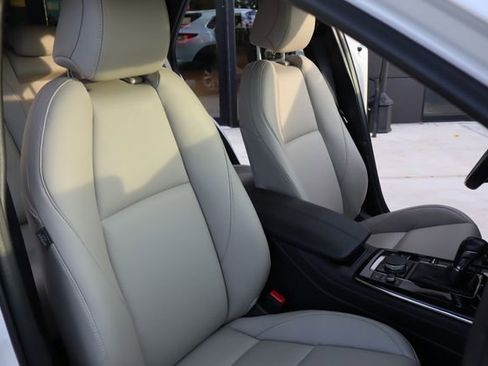 Used 2025 MAZDA CX-30 AWD 2.5 S w/ Preferred Package image 12