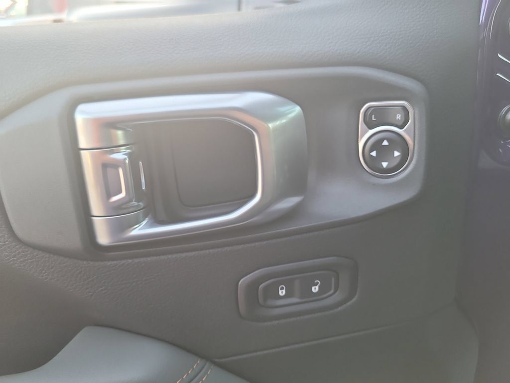 New 2026 Jeep Gladiator Mojave AWD/4WD image 18