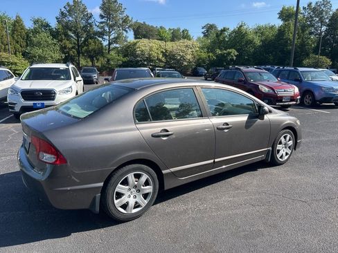 Used 2011 Honda Civic LX image 3