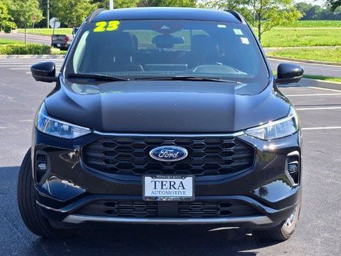 Certified 2023 Ford Escape ST-Line Select w/ Tech Pack #2 AWD/4WD image 3