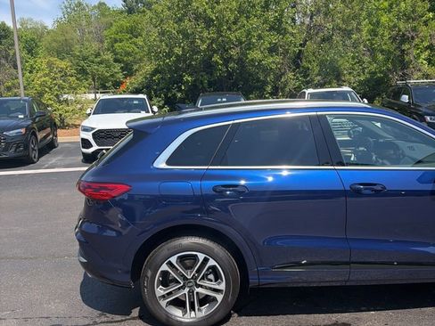Certified 2025 Audi Q5 Premium w/ Convenience Package AWD/4WD image 5