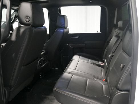 Used 2022 Chevrolet Silverado 2500 High Country image 12
