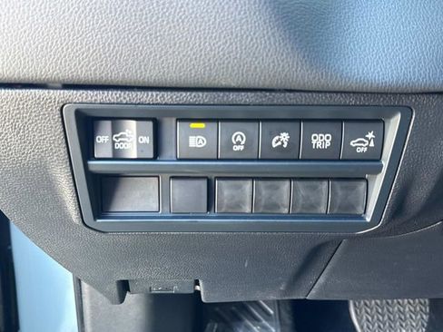 Used 2025 Toyota Tundra Limited image 28