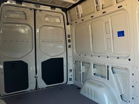 New 2026 Mercedes-Benz Sprinter 2500 image 19
