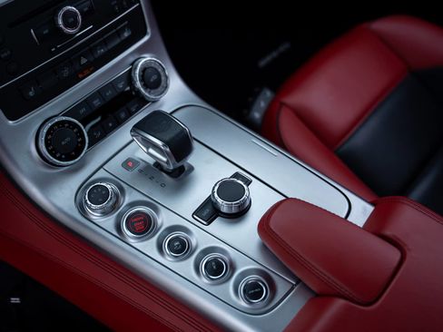 Used 2012 Mercedes-Benz SLS AMG Coupe image 23