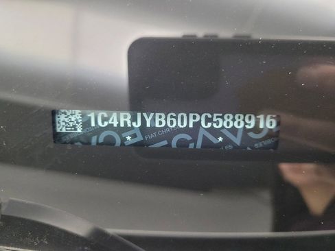Used 2023 Jeep Grand Cherokee 4WD 4xe image 33