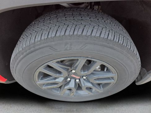 Used 2022 GMC Sierra 1500 Elevation w/ LPO, Elevation Black Package image 32