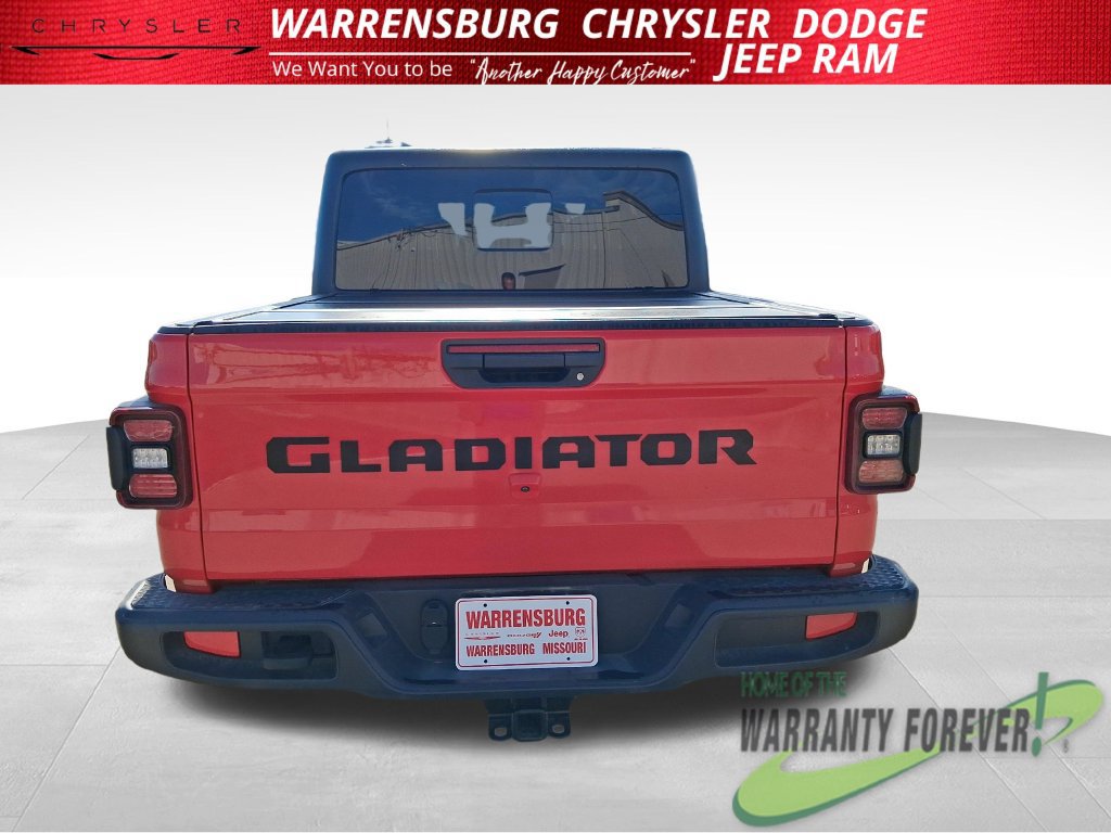 Used 2024 Jeep Gladiator Sport AWD/4WD image 5