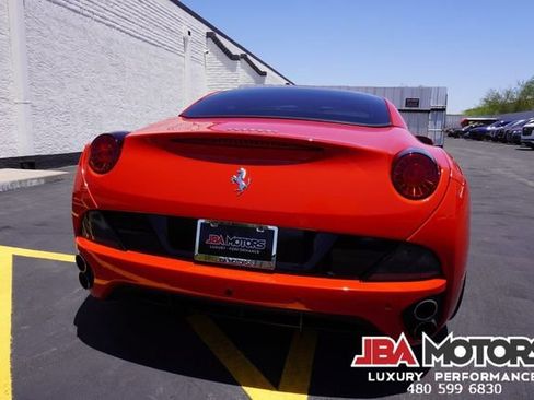 Used 2014 Ferrari California RWD image 46