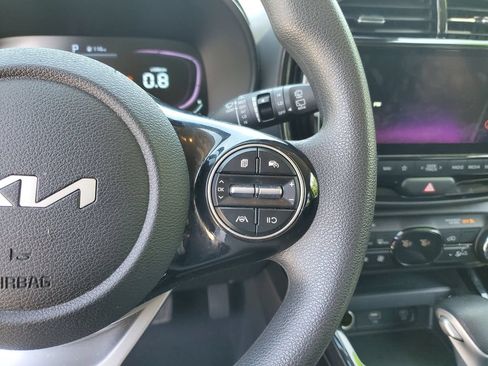 Certified 2023 Kia Soul S FWD image 23