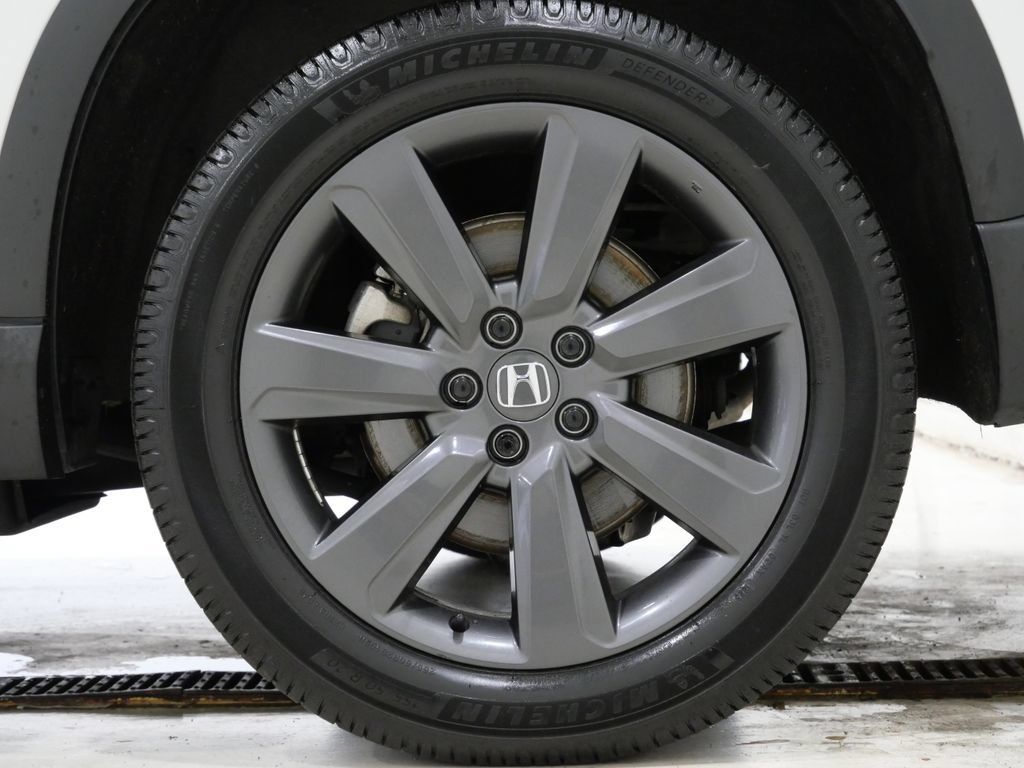 Used 2024 Honda Pilot Sport image 9