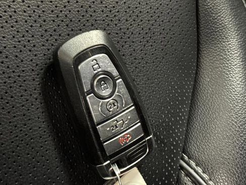 Used 2024 Ford F150 Lariat w/ Equipment Group 502A High image 32