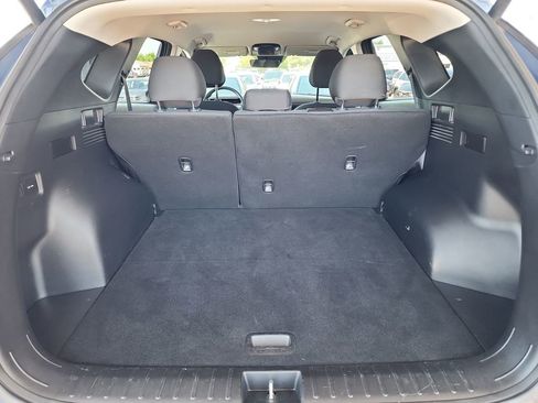 Used 2025 Hyundai Tucson SEL FWD image 40
