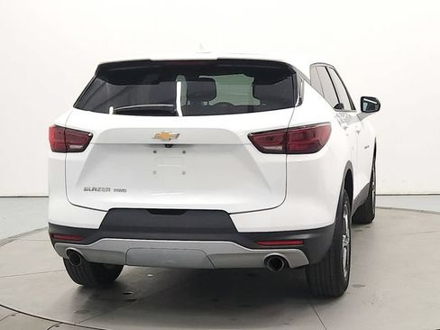 Used 2025 Chevrolet Blazer LT AWD/4WD image 6