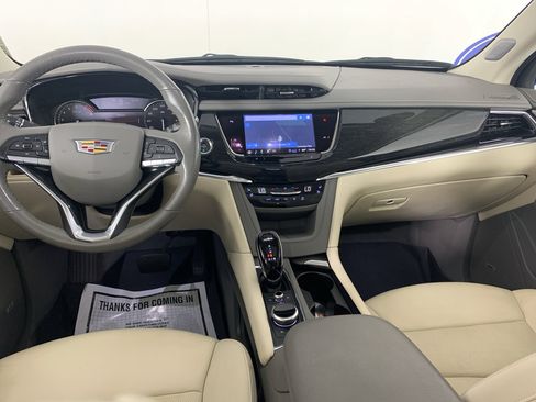 Used 2023 Cadillac XT6 Premium Luxury FWD image 35