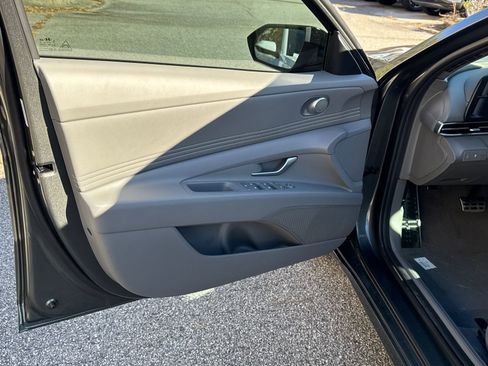 New 2026 Hyundai Elantra SEL Sport image 10