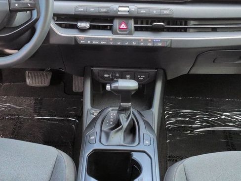 Used 2026 Kia K4 FWD image 17