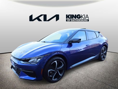 Certified 2022 Kia EV6 GT-Line w/ GT-Line White Seat Package image 8